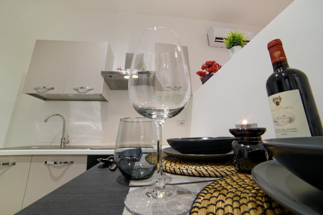 Le Puglie Luxury Apartments Molfetta Exteriör bild