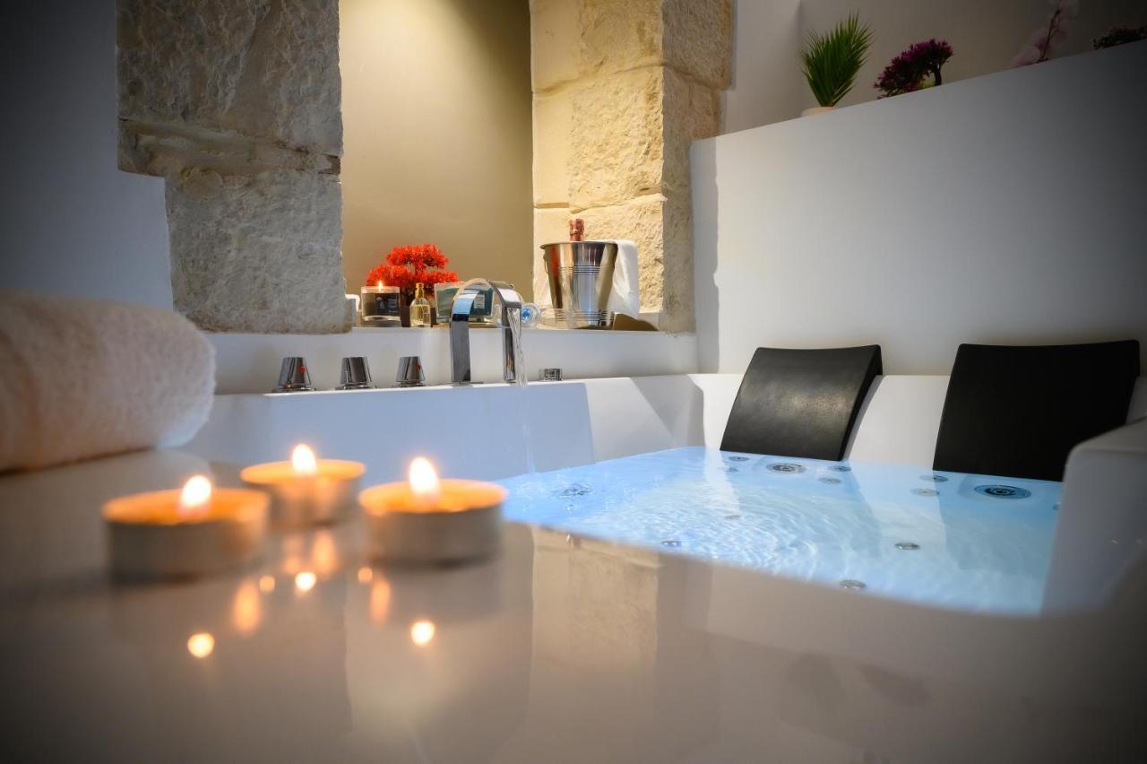 Le Puglie Luxury Apartments Molfetta Exteriör bild